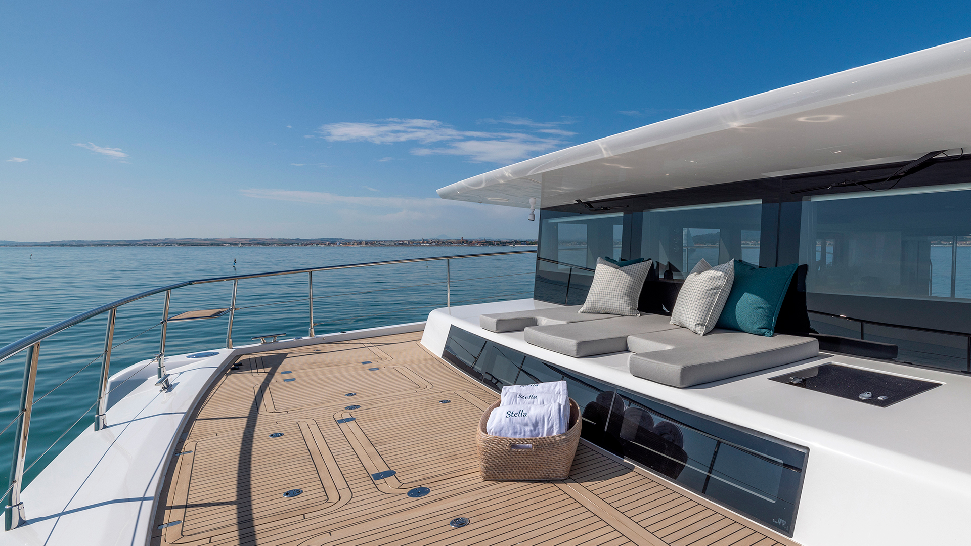 Exterior of a yacht with front master exit