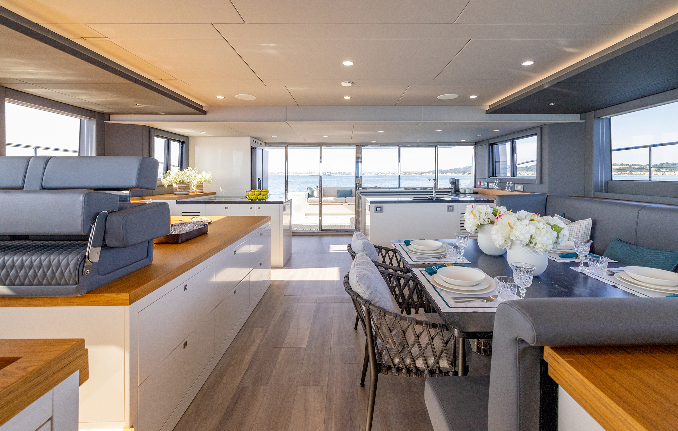 Yacht lounge on the main deck